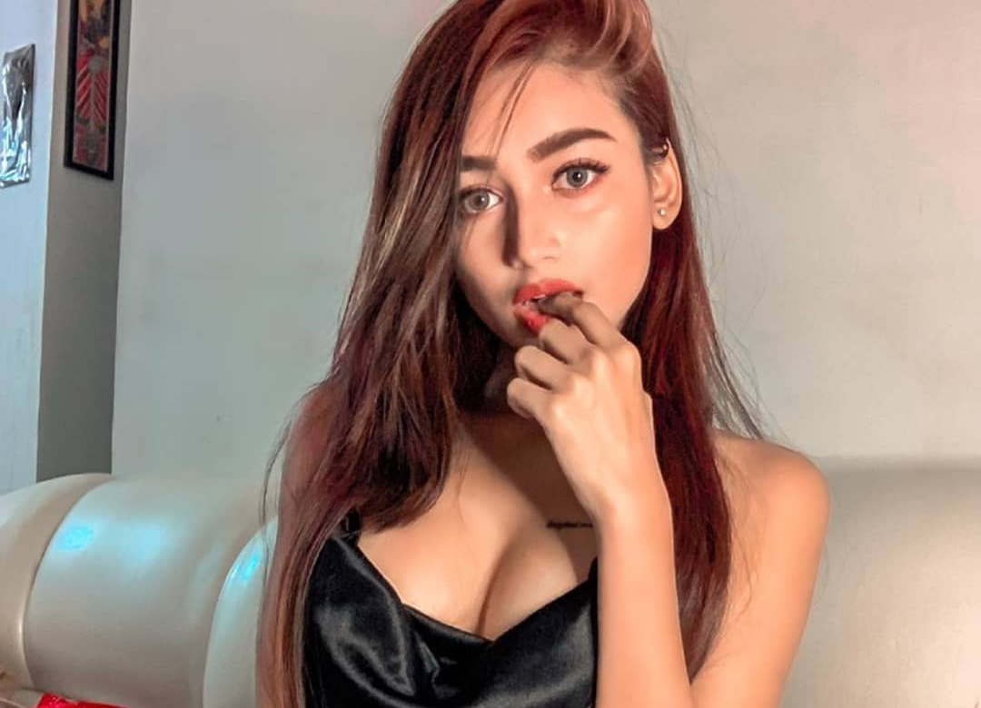 Pakistani Women: Behind the Beauty Standards